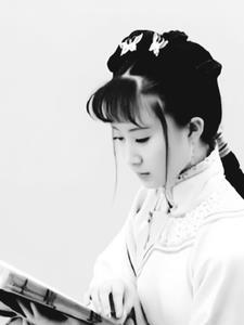 穿成董鄂妃的孩子